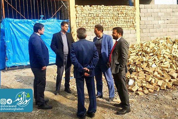 بازدید میدانی اعضای کمیسیون عمران شورای شهر طرقبه شاندیز ازپروژه در حال ساخت مجتمع بهداشتی 
