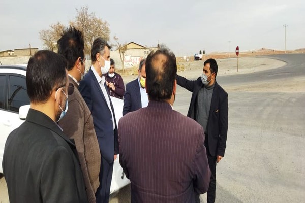 سرپرست فرمانداری مشهد خواستار شد؛ اصلاح معبر ورودی روستای باغچه در تقاطع شهر ملک آباد