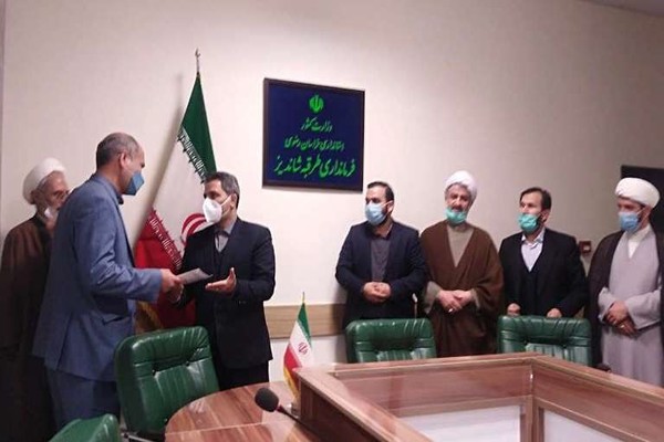 طی مراسمی احکام اعضای ستاد امر به معروف و نهی از منکر فرمانداری طرقبه شاندیز اهدا شد