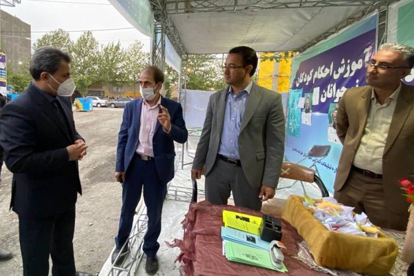 نمایشگاه قرآن و عترت شهرستان طرقبه شاندیز با حضور فرماندار افتتاح شد