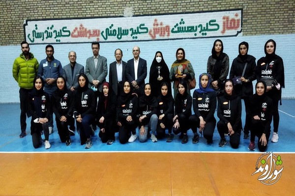 مراسم استقبال از تیم دو و میدانی دختران طرقبه شاندیز 