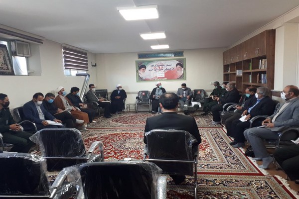 جلسه هماهنگی و برنامه ریزی گرامیداشت هفته بسیج با حضور مسئولین شهر در مصلای نماز جمعه شاندیز برگزار شد .