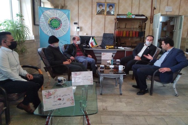بازدید اعضای شورای اسلامی شهر از مدرسه شهدای ارچنگ