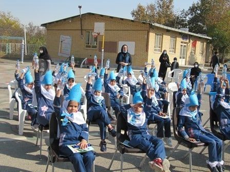 برگزاری سیزدهمین جشنواره آب دربیش از ۱۰ آموزشگاه تحصیلی طرقبه شاندیز  