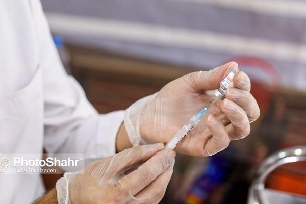 احتمال شروع تزریق دز چهارم واکسن کرونا برای عموم در آینده‌ای نزدیک 